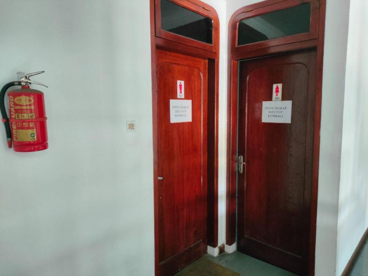 Wisma Hari Kota Medan Buitenkant foto